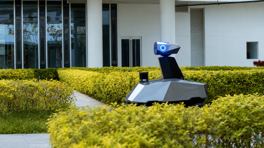Outdoor Security Robot S5 com navegação outdoor de alta precisão